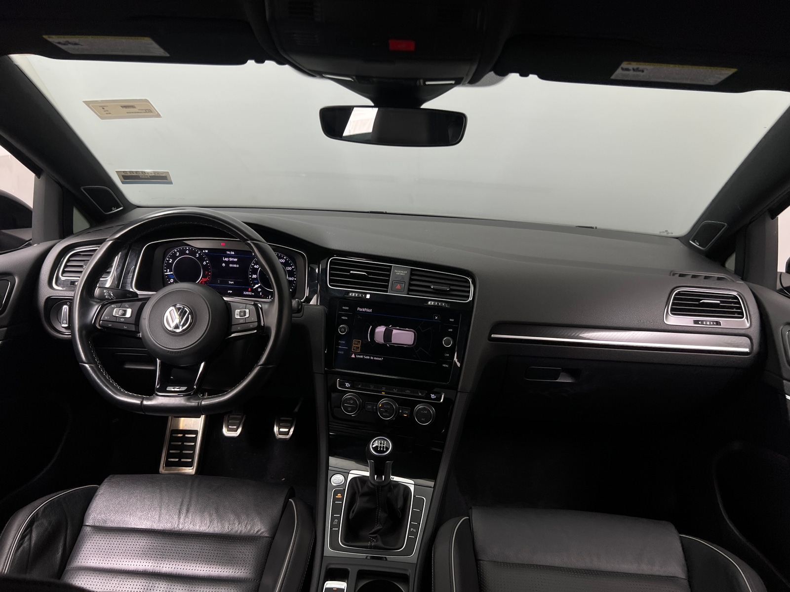 Thumbnail: 2019 Volkswagen Golf - 2