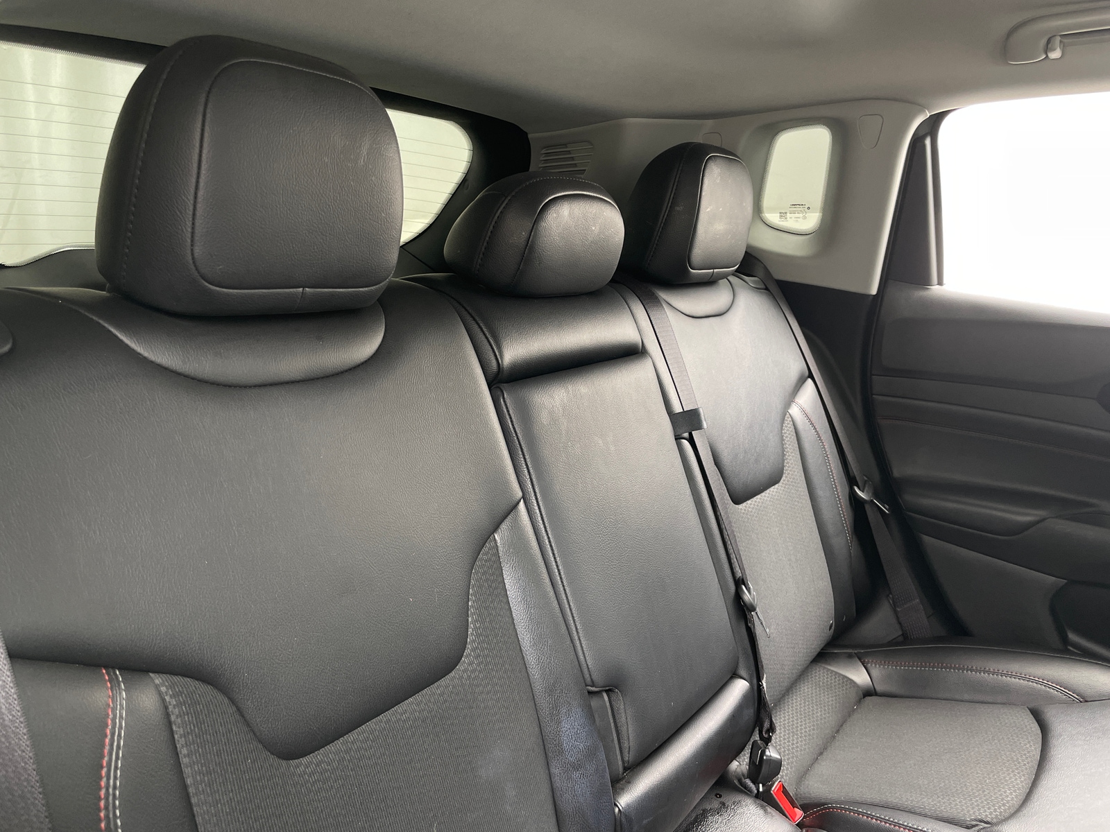 Thumbnail: 2022 Jeep Compass - 6