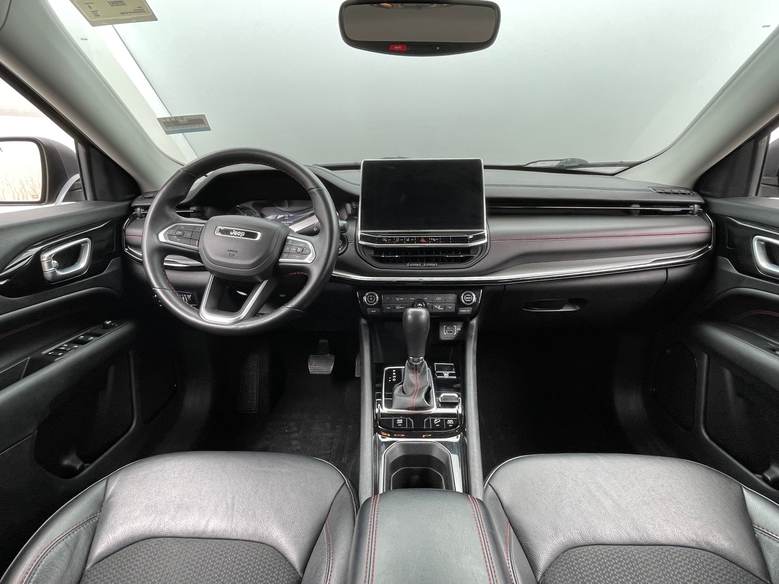 Thumbnail: 2022 Jeep Compass - 3