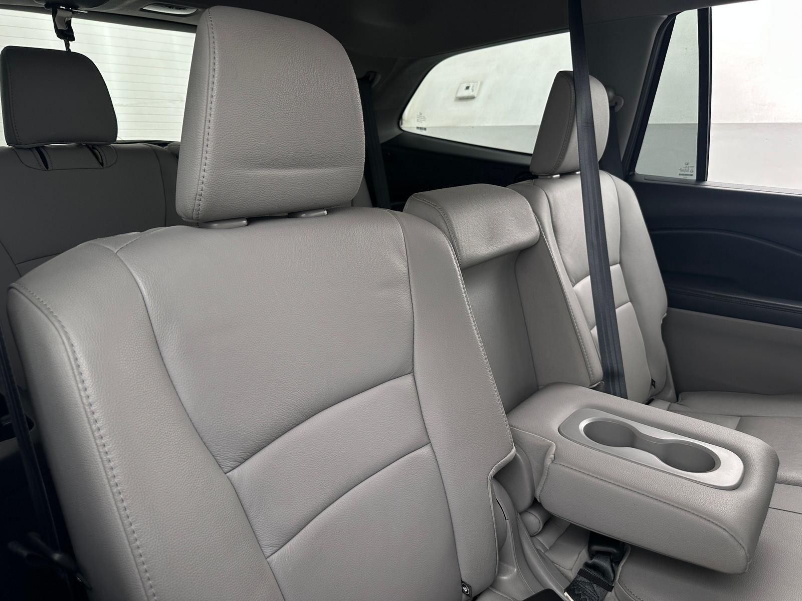 Thumbnail: 2017 Honda Pilot - 6