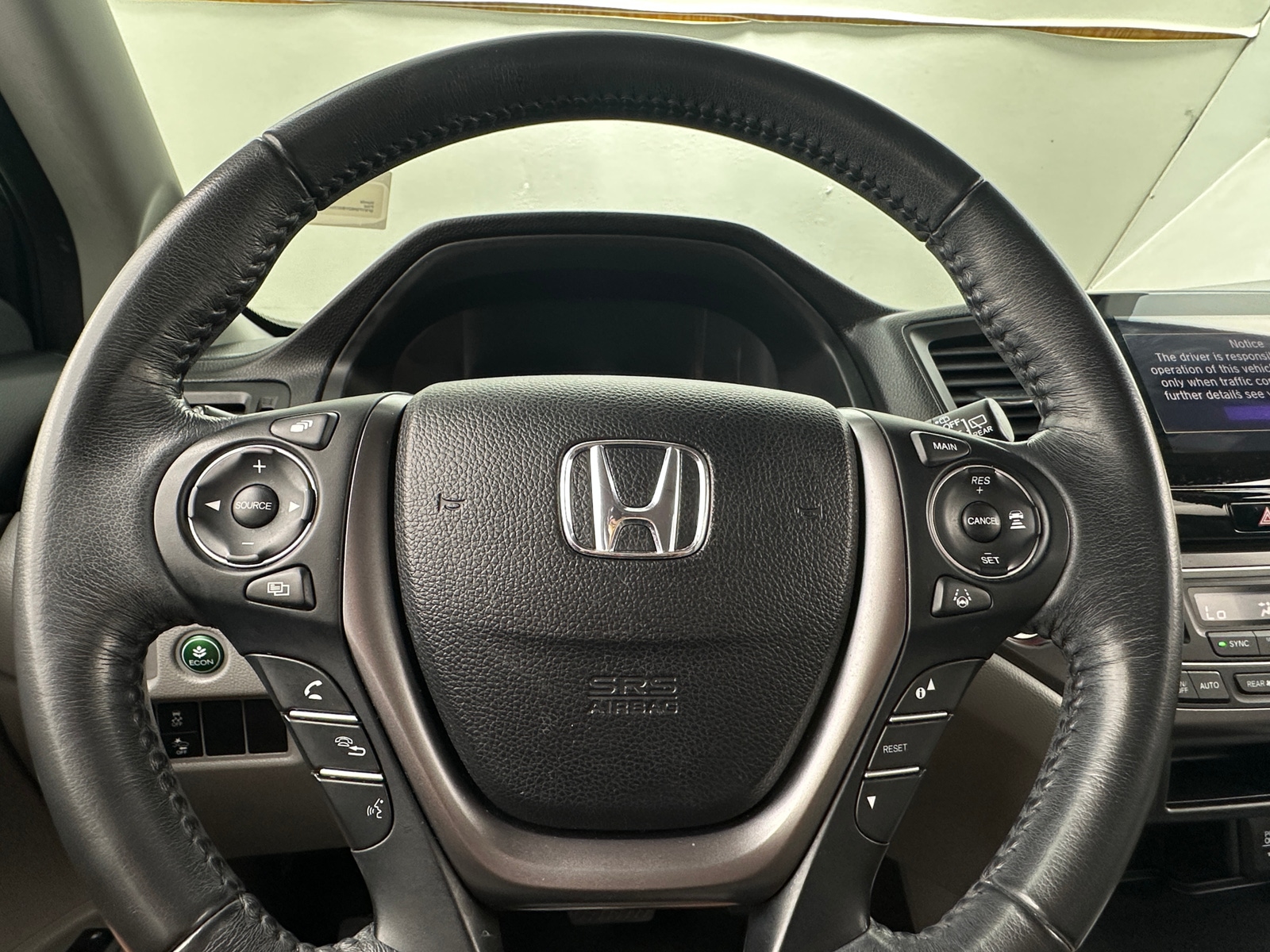 Thumbnail: 2017 Honda Pilot - 5