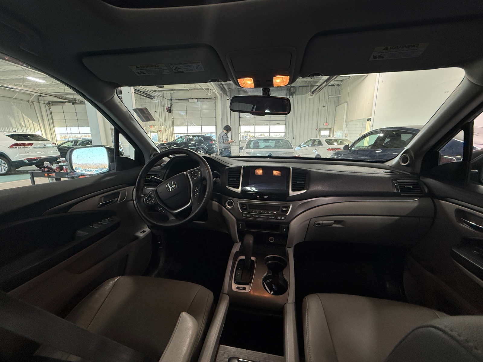 Thumbnail: 2016 Honda Pilot - 2