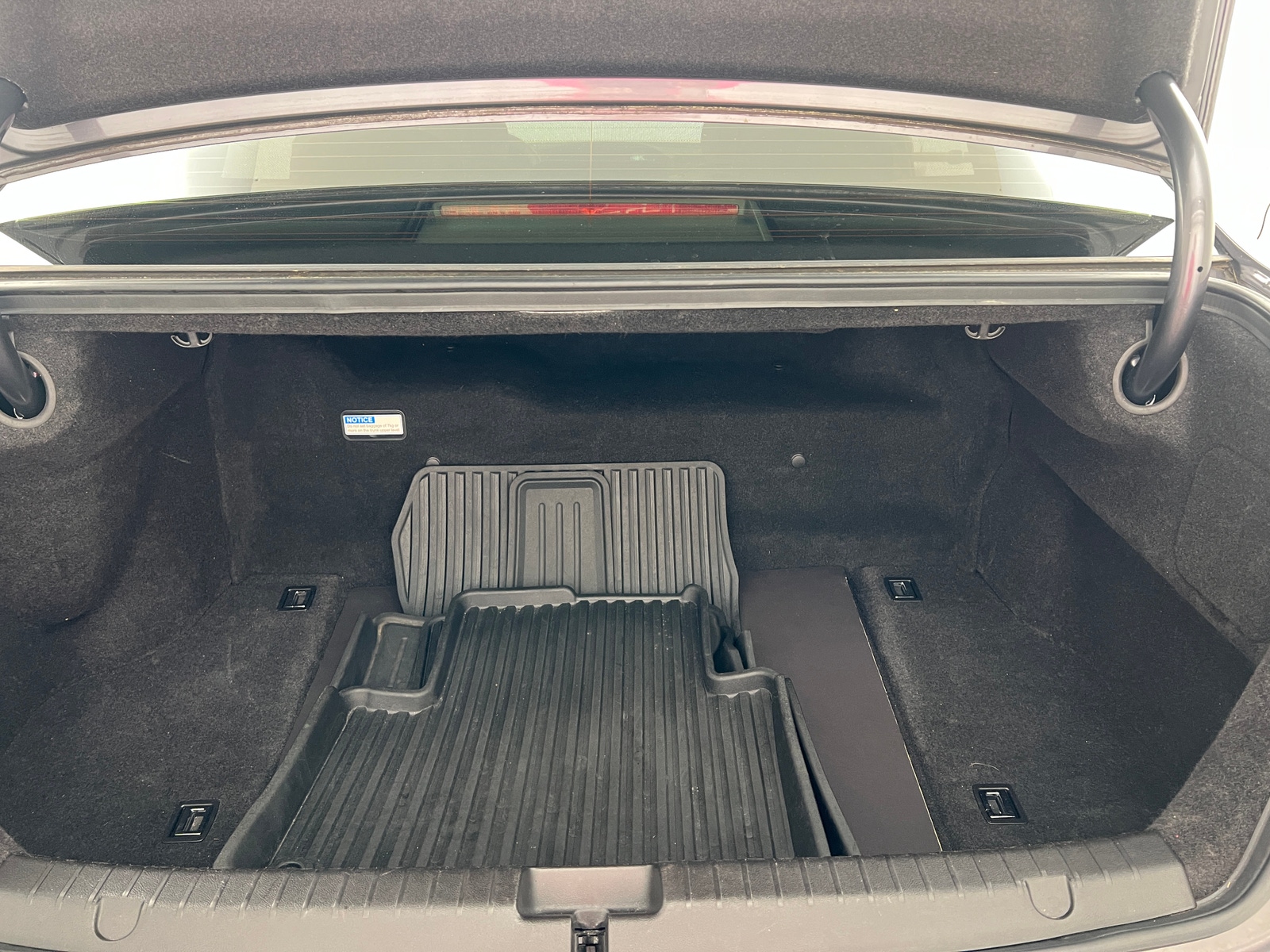 Thumbnail: 2020 Acura RLX - 6