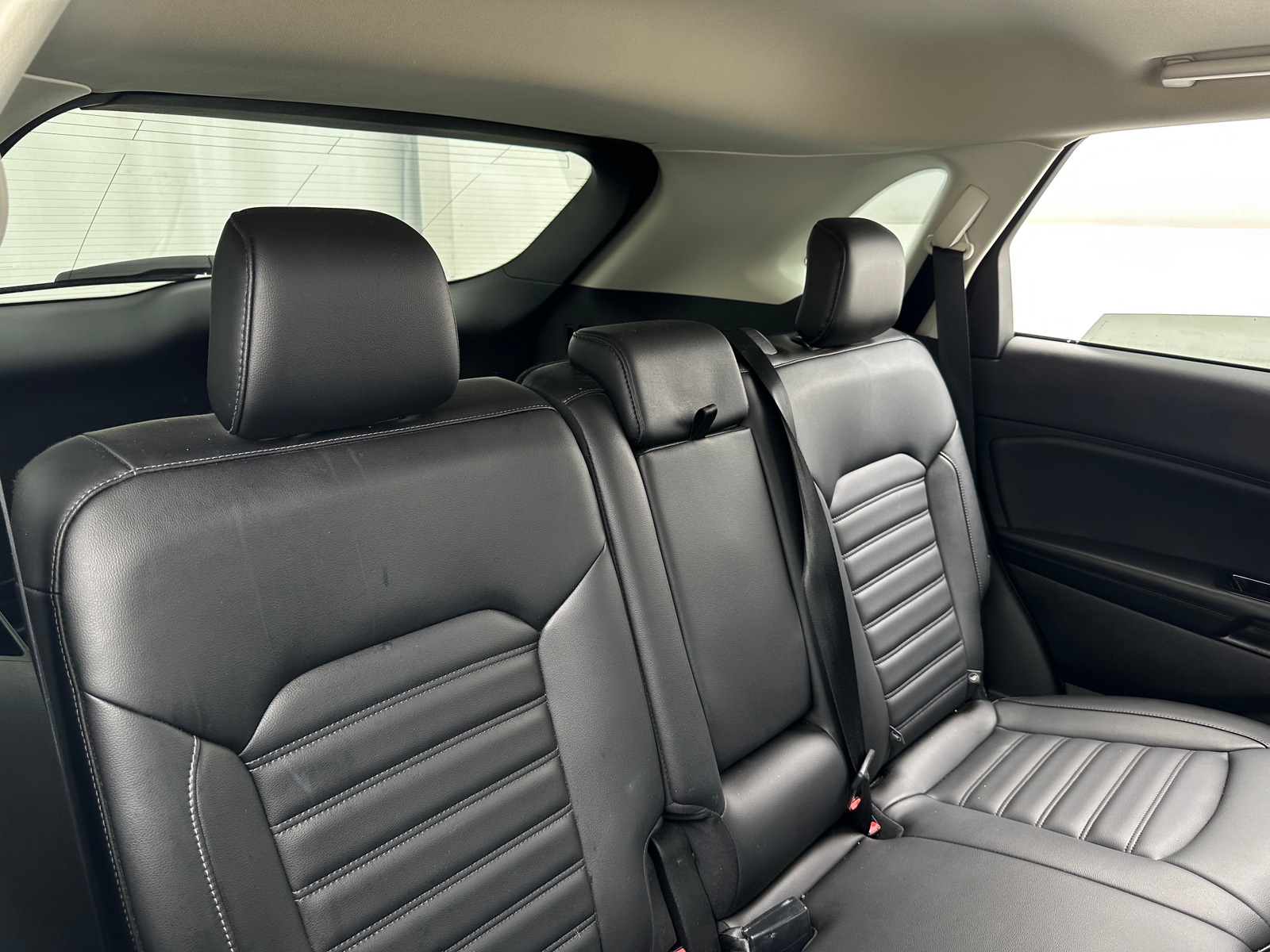 Thumbnail: 2019 Ford Edge - 6