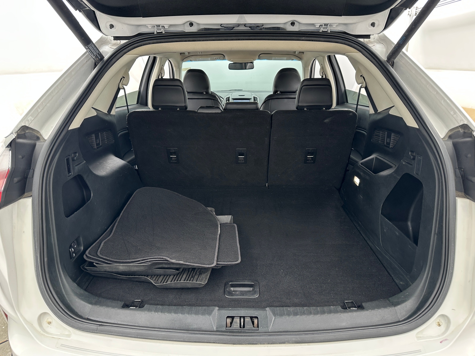 Thumbnail: 2019 Ford Edge - 7