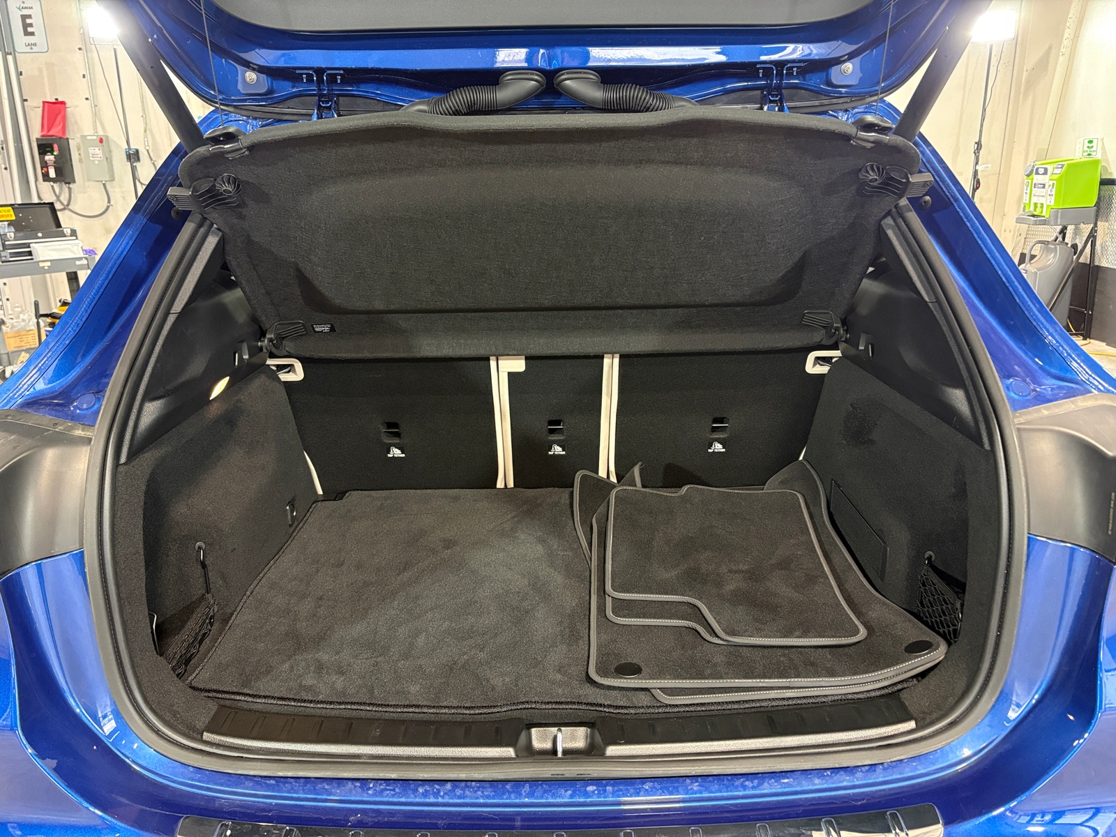 Thumbnail: 2025 Mercedes-Benz GLA - 6