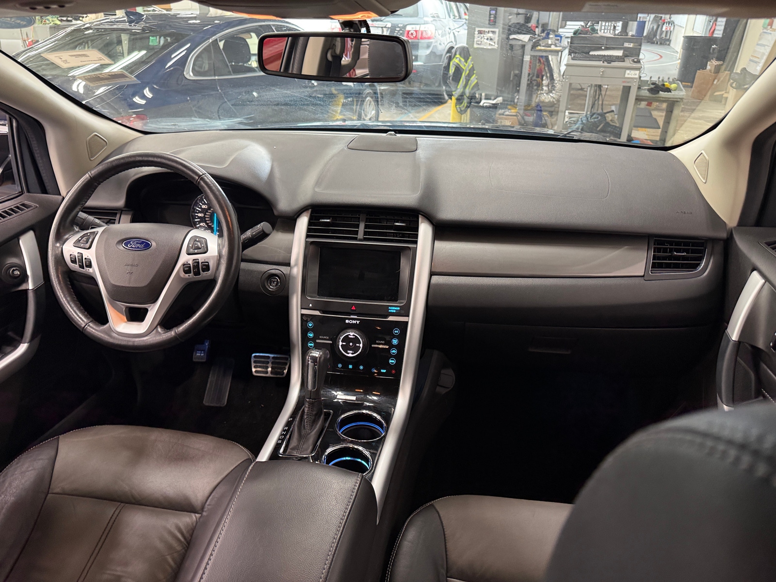 Thumbnail: 2014 Ford Edge - 2