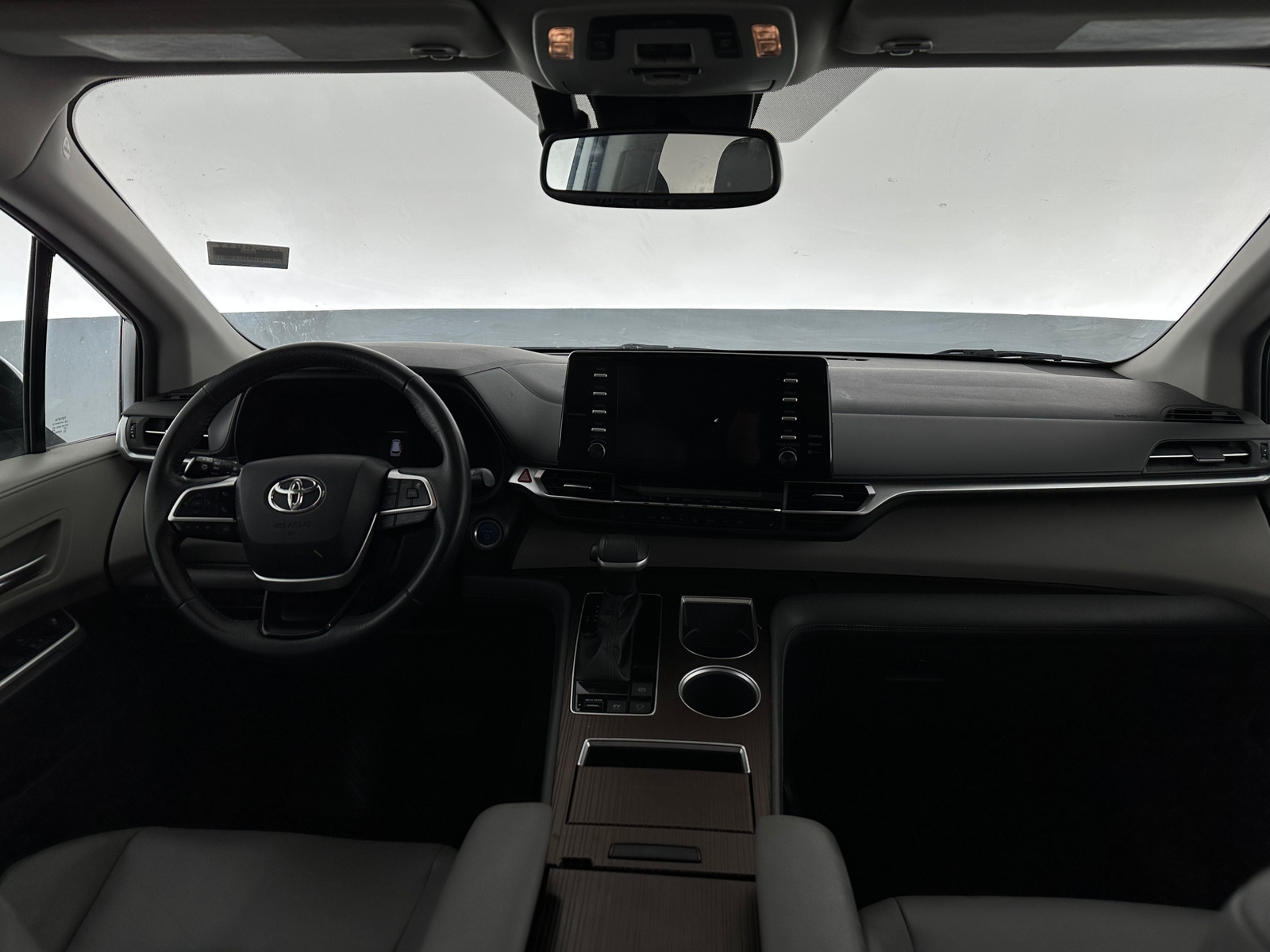 Thumbnail: 2022 Toyota Sienna - 2