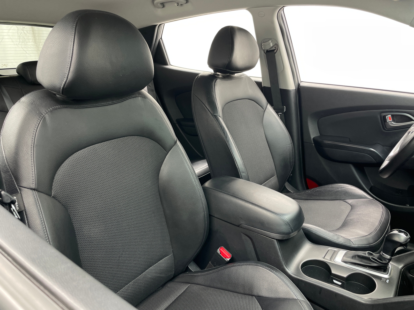 Thumbnail: 2015 Hyundai Tucson - 2