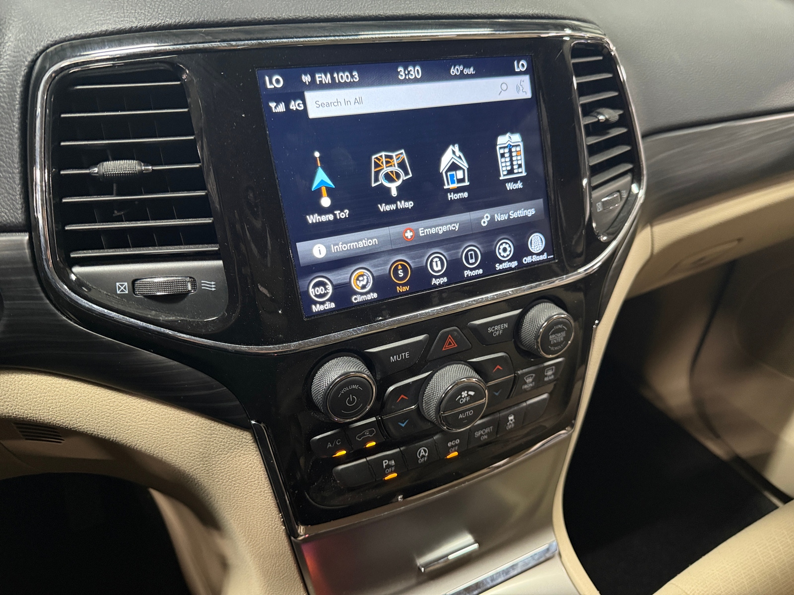 Thumbnail: 2022 Jeep Grand Cherokee - 4