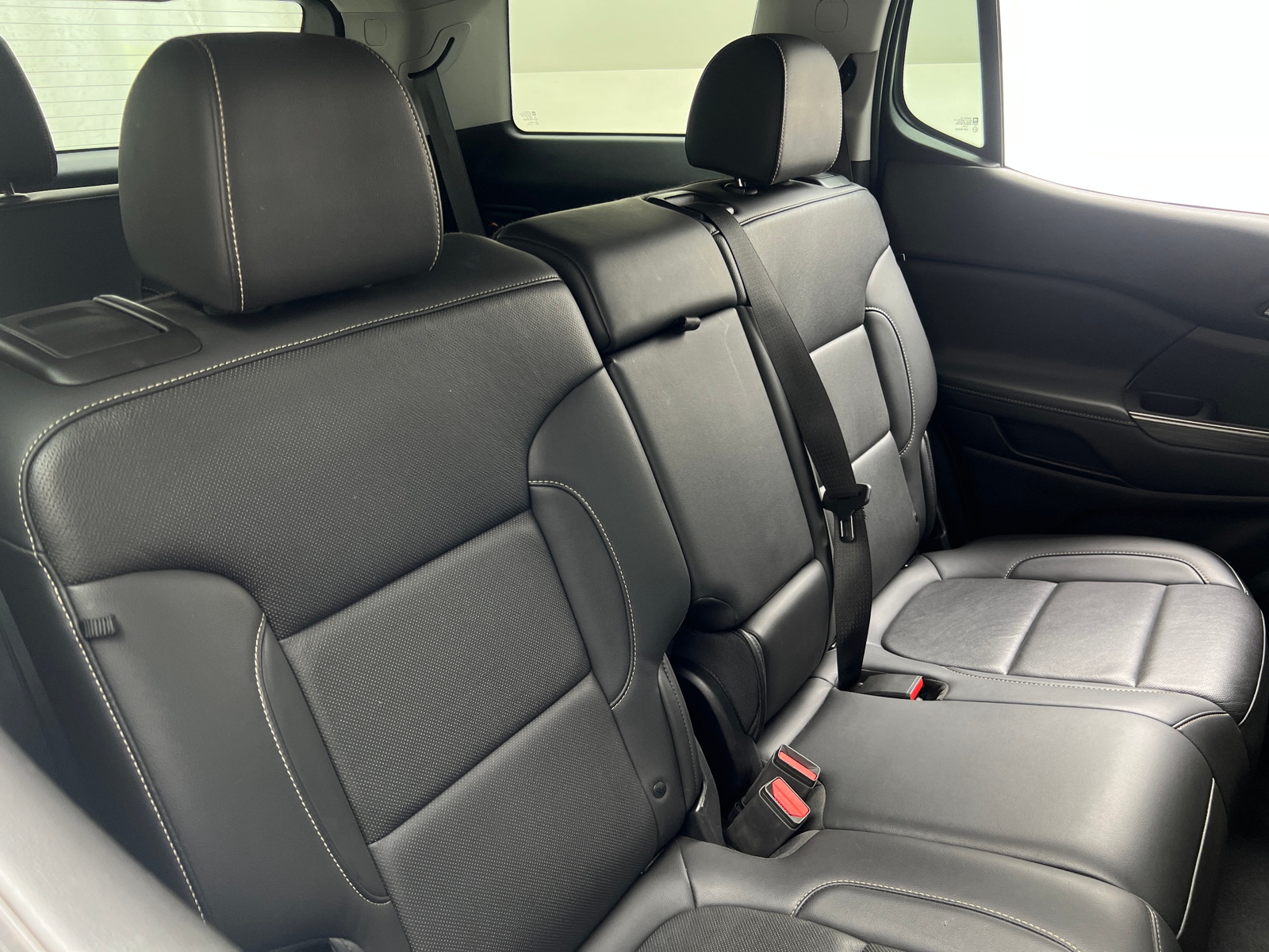 Thumbnail: 2023 GMC Acadia - 5