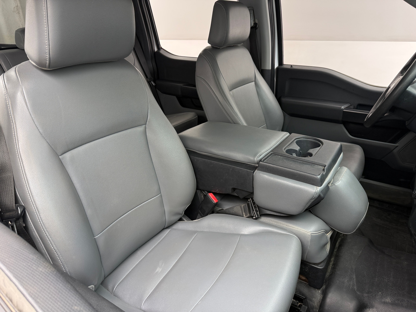 Thumbnail: 2022 Ford Econoline - 2