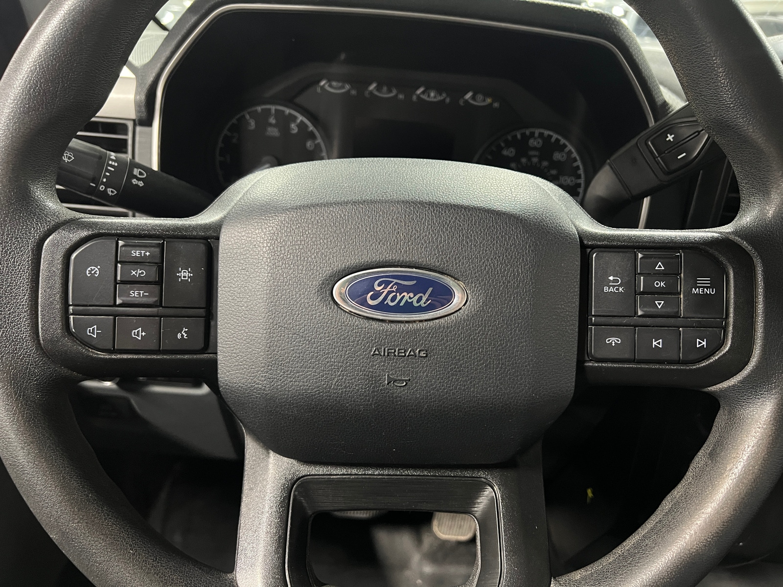 Thumbnail: 2022 Ford Econoline - 5