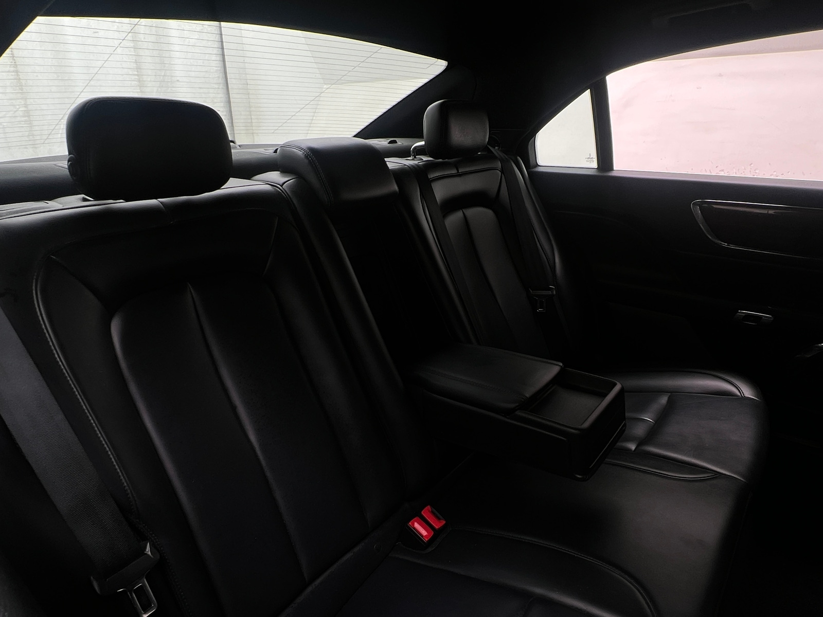 Thumbnail: 2018 Lincoln Continental - 5