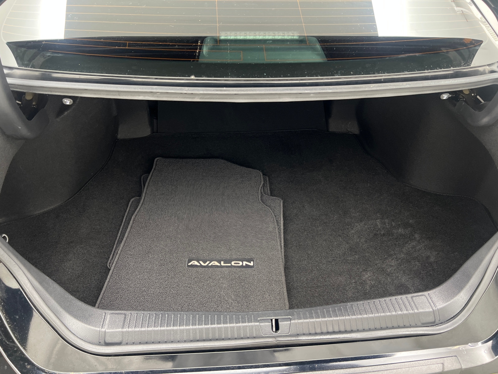 Thumbnail: 2020 Toyota Avalon - 6