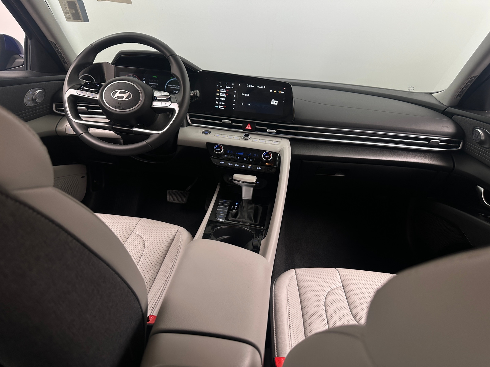 Thumbnail: 2025 Hyundai Elantra - 2