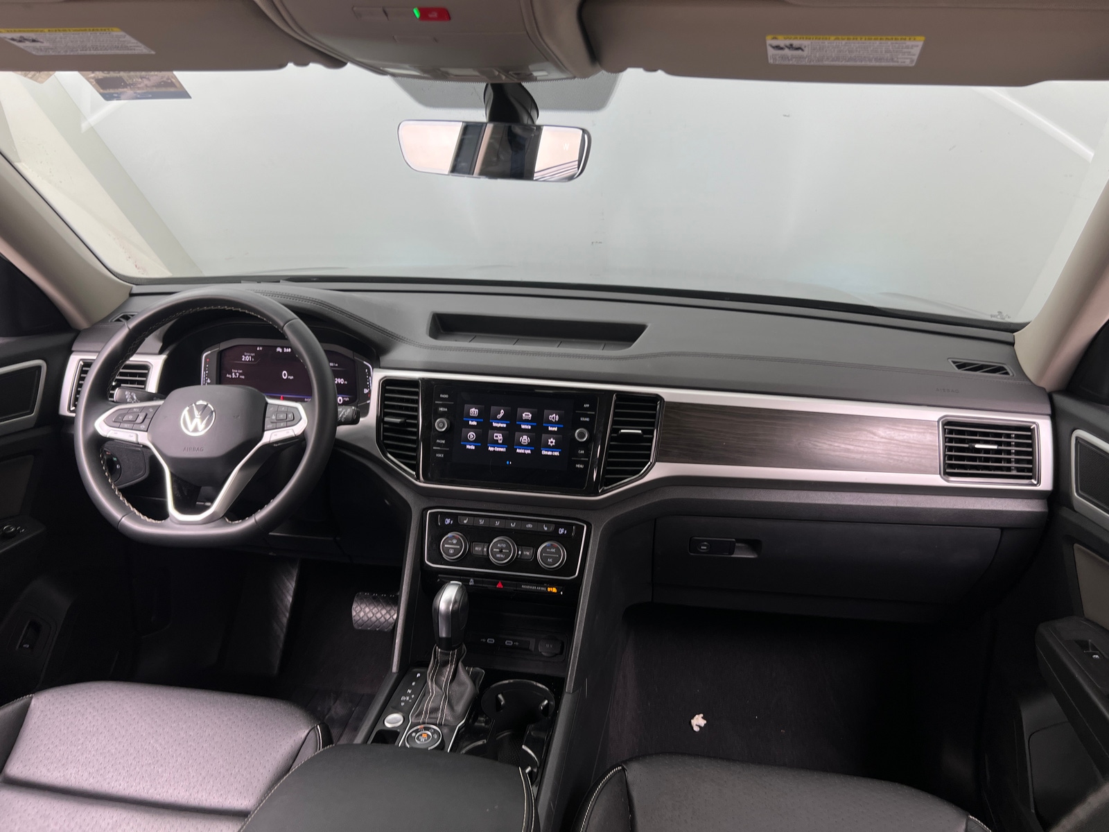 Thumbnail: 2023 Volkswagen Atlas - 2