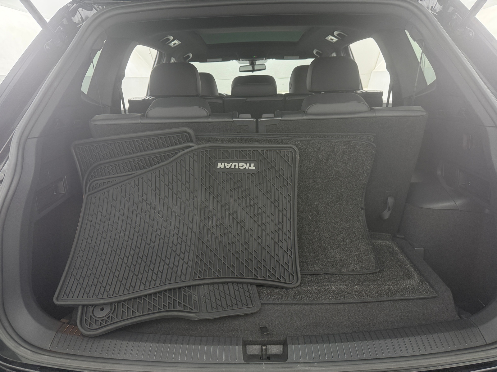 Thumbnail: 2020 Volkswagen Tiguan - 6