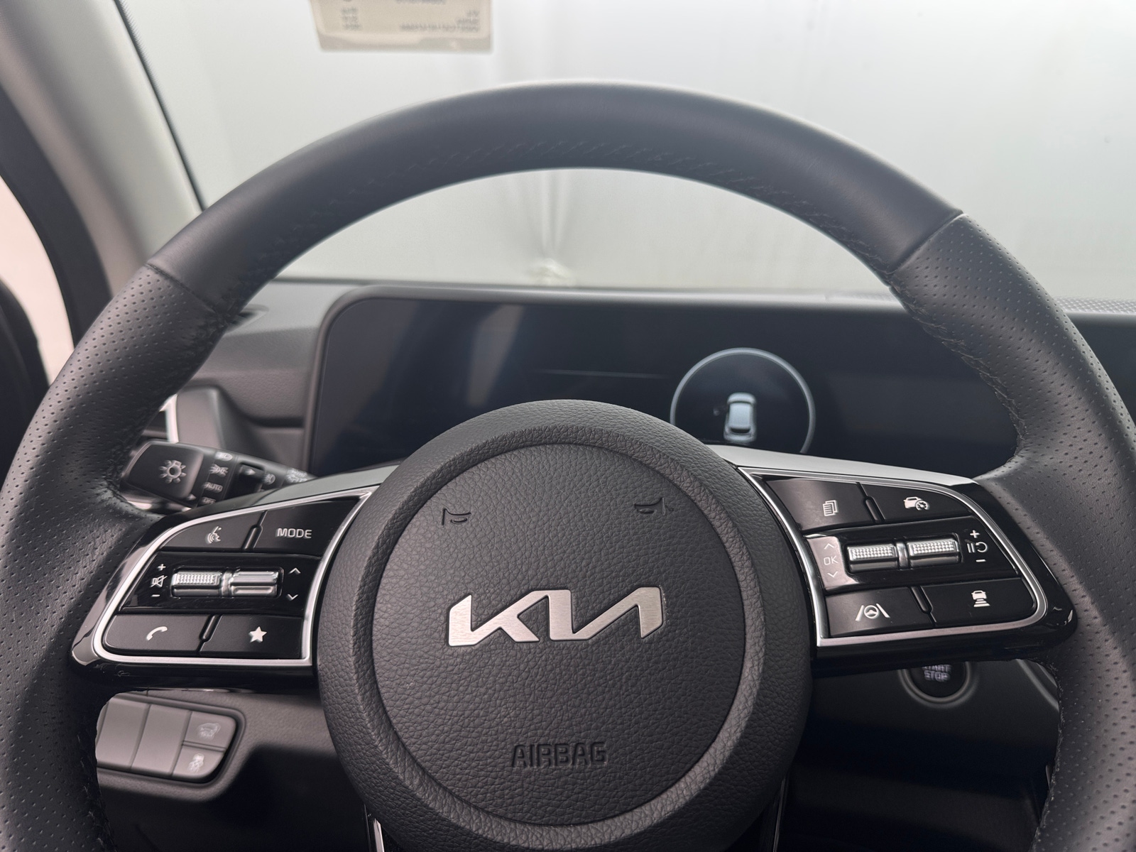 Thumbnail: 2024 Kia Seltos - 4