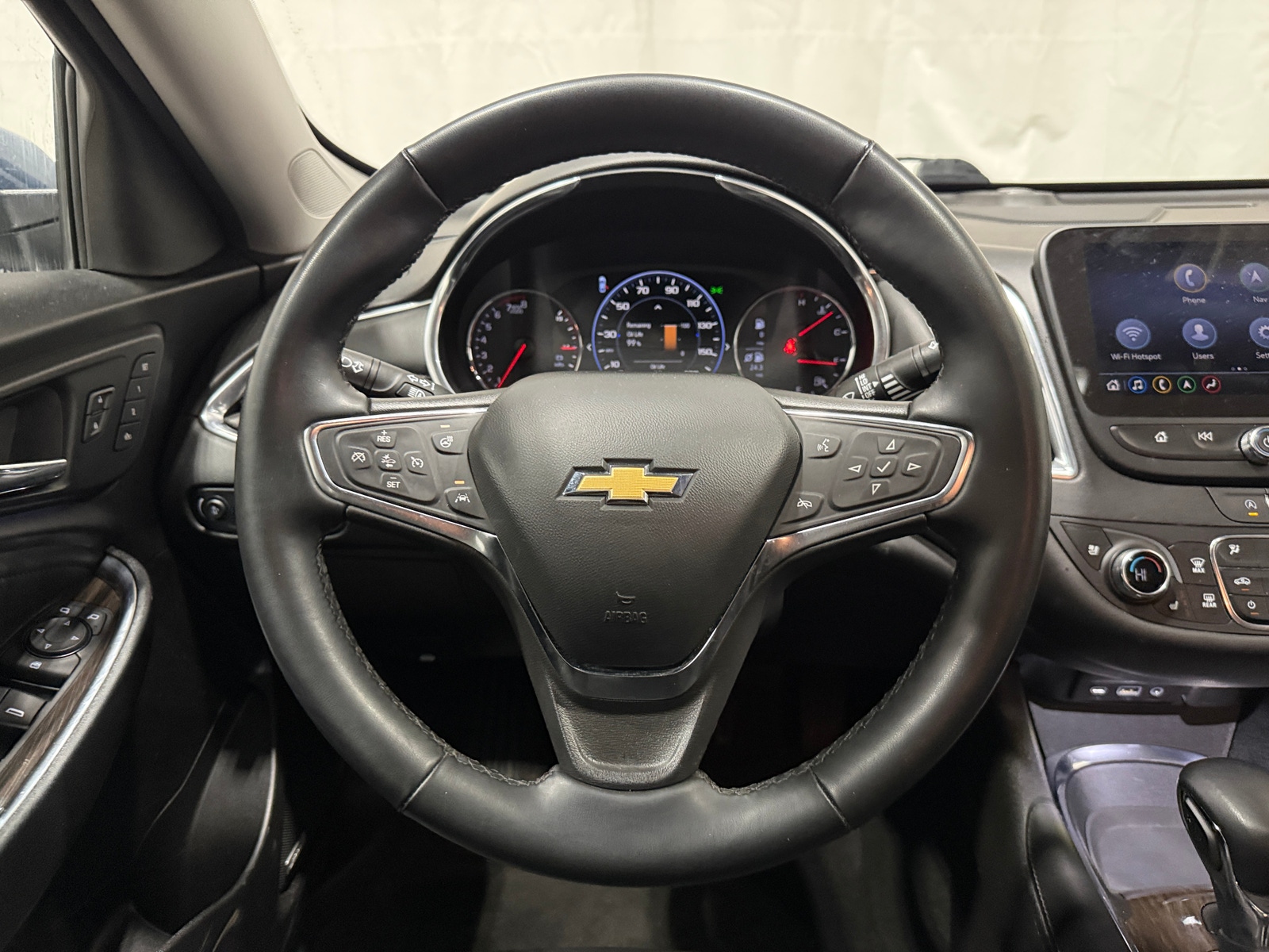 Thumbnail: 2024 Chevrolet Malibu - 4