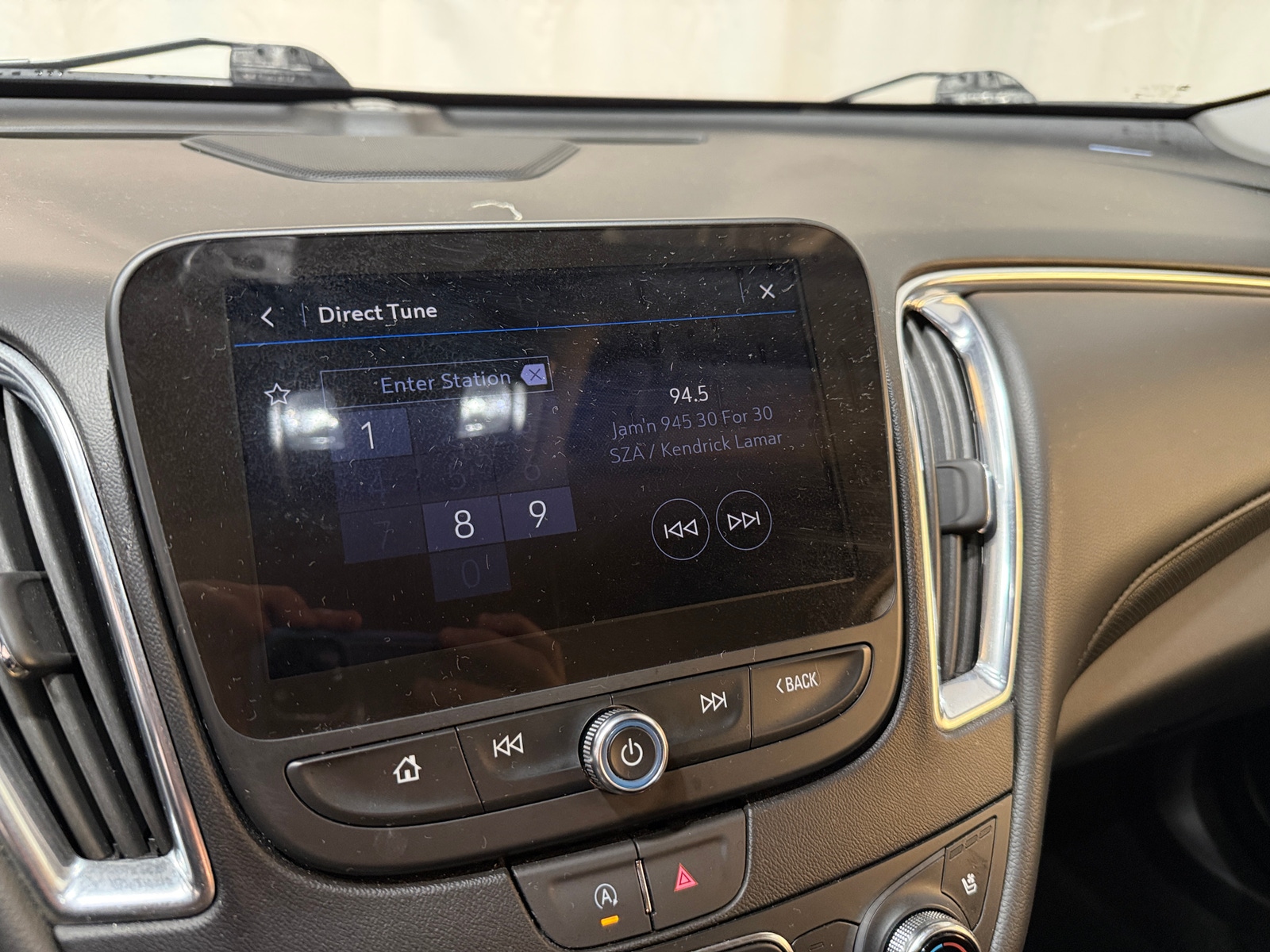 Thumbnail: 2024 Chevrolet Malibu - 3