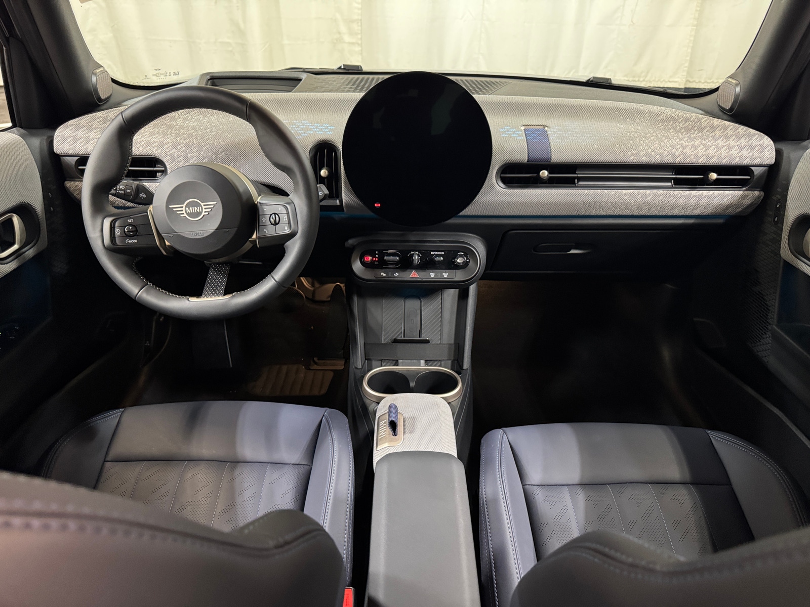 Thumbnail: 2025 MINI Cooper Hardtop - 2