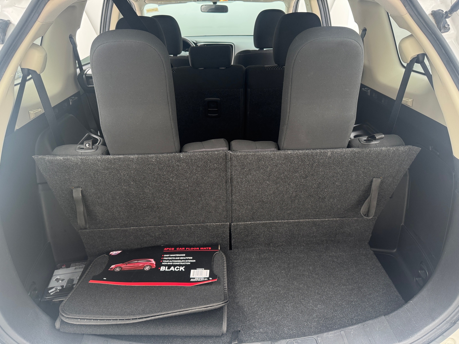 Thumbnail: 2018 Mitsubishi Outlander - 7