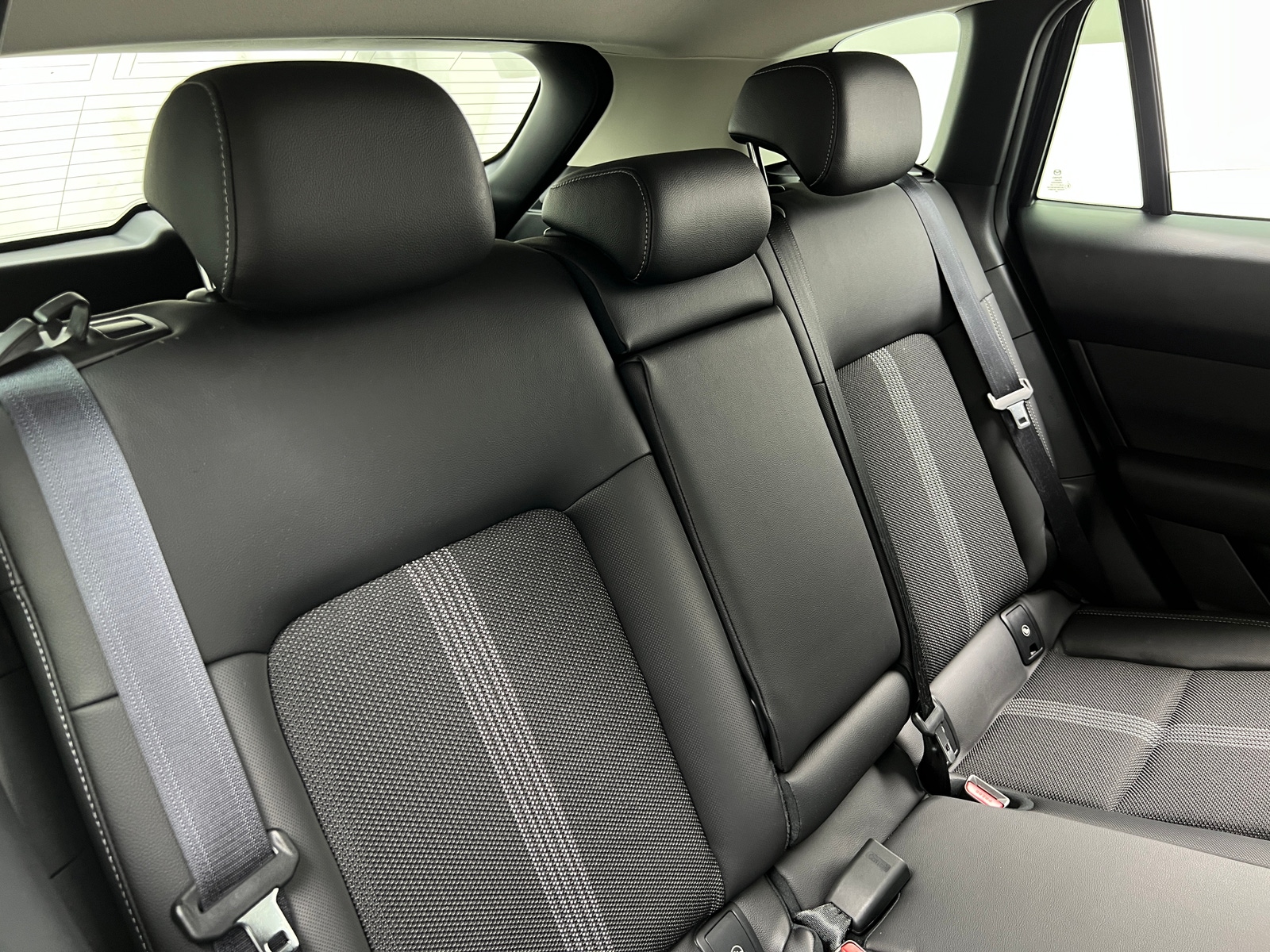 Thumbnail: 2025 Mazda CX-50 - 5