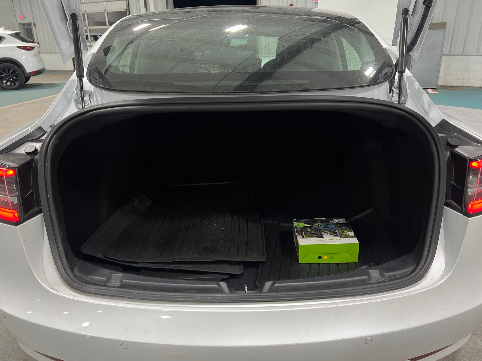 Thumbnail: 2019 Tesla Model 3 - 6