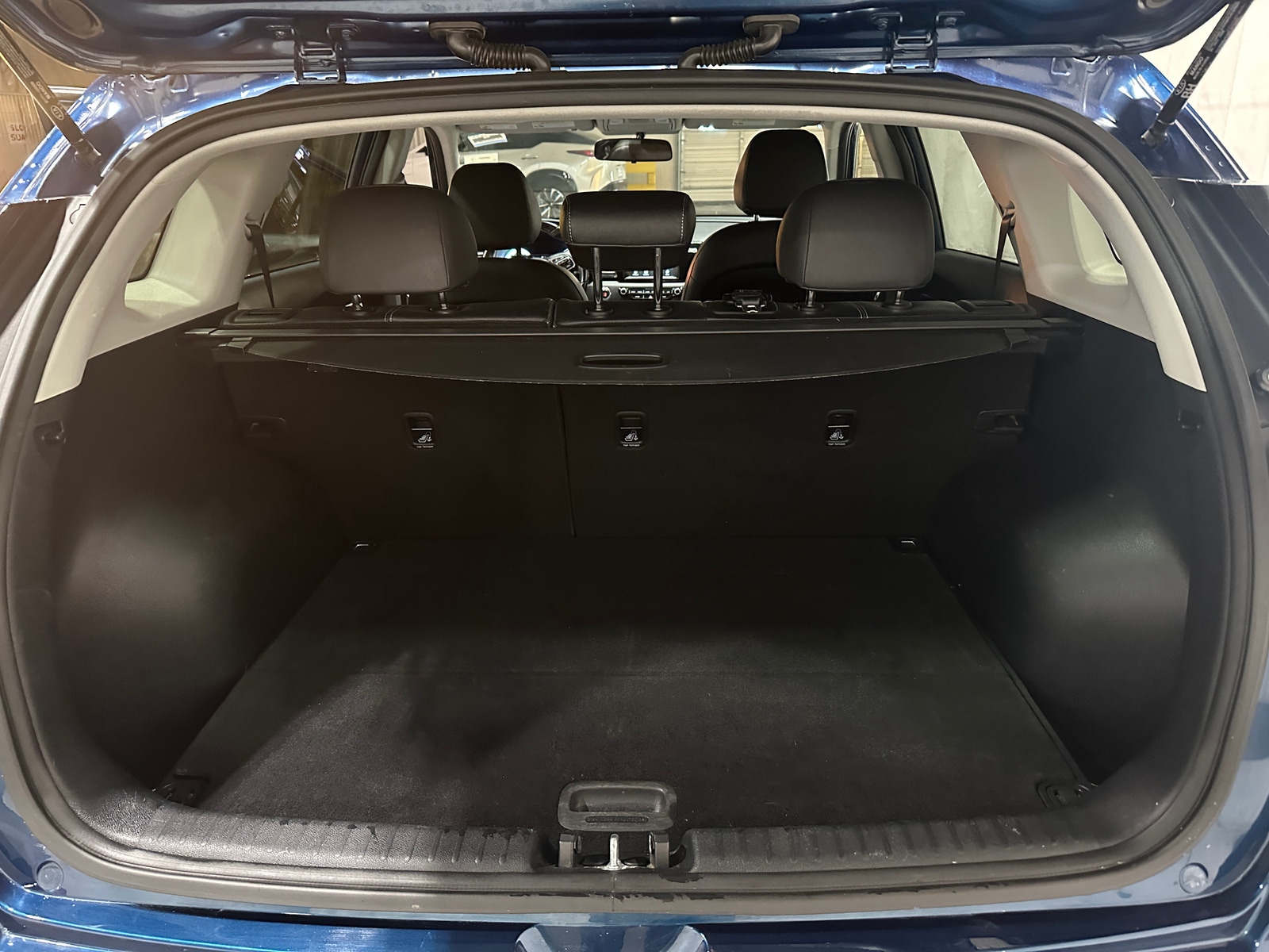 Thumbnail: 2017 Kia Niro - 7