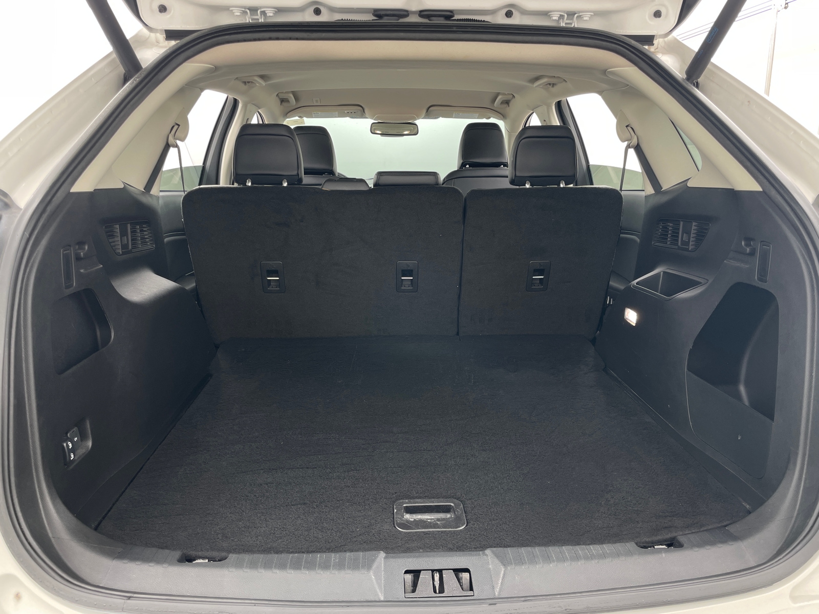 Thumbnail: 2024 Ford Edge - 6