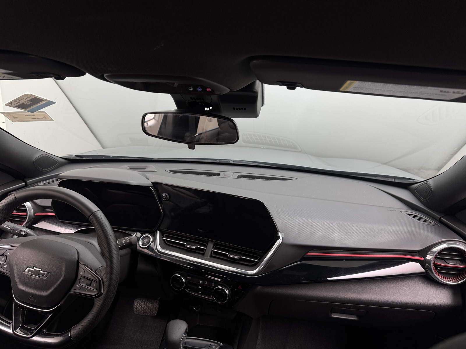 Thumbnail: 2025 Chevrolet Trax - 2