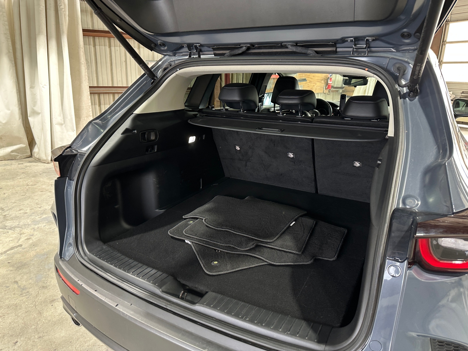 Thumbnail: 2025 Mazda CX-50 - 6