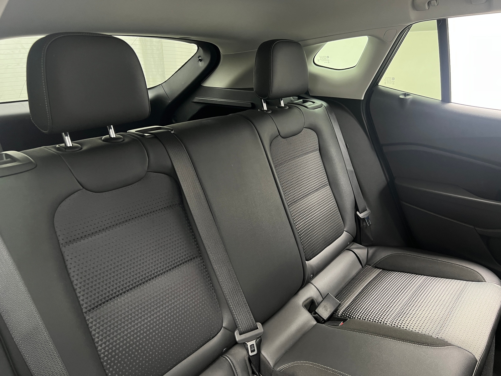 Thumbnail: 2025 Chevrolet Trax - 6