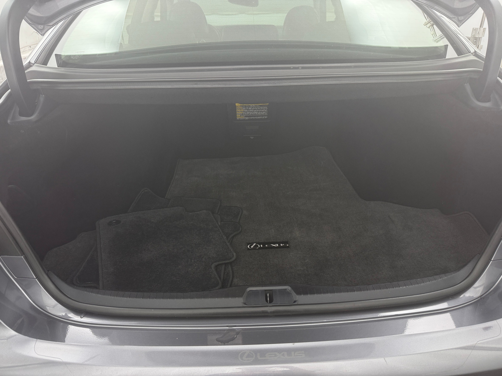 Thumbnail: 2016 Lexus LS - 6