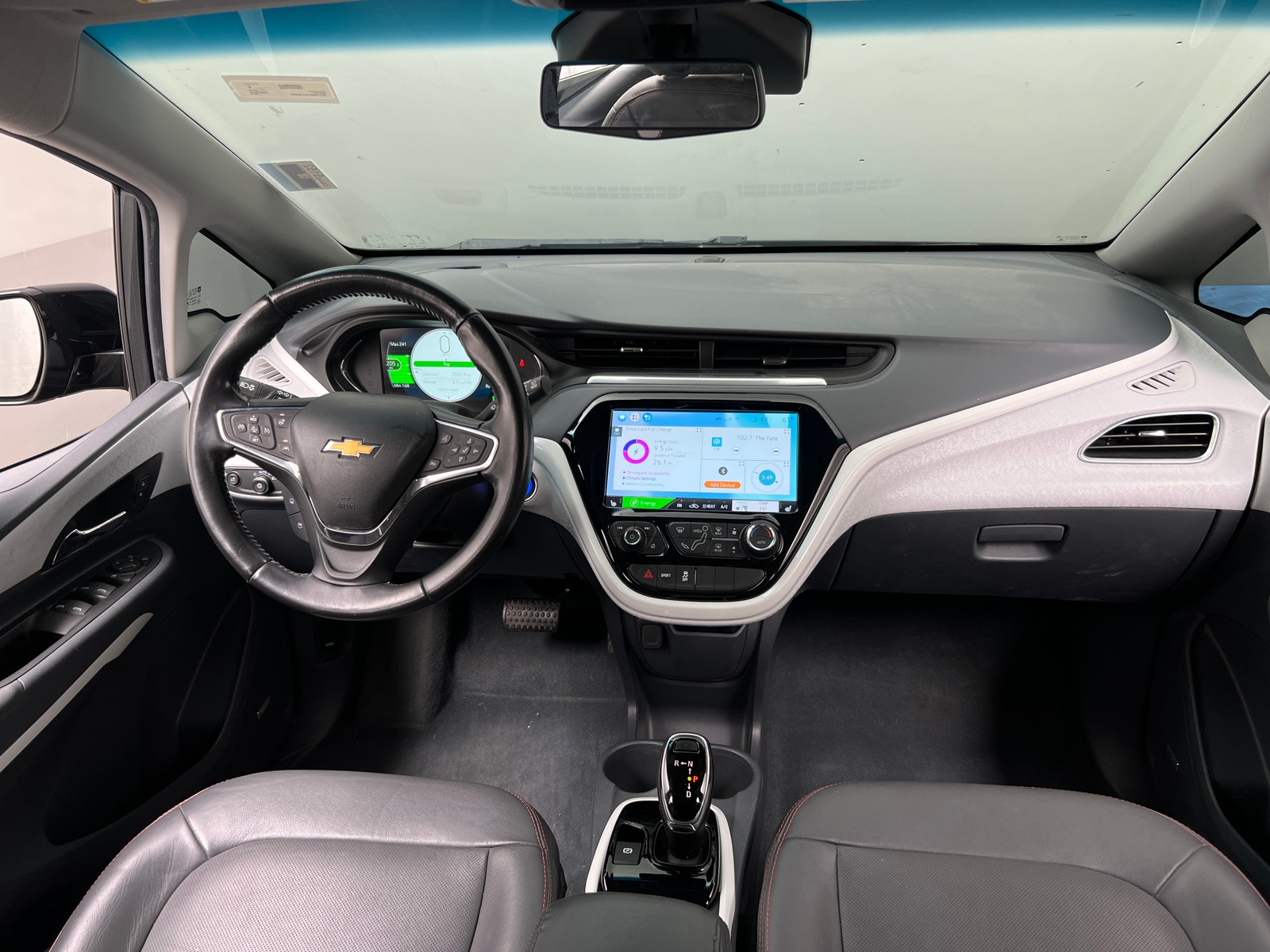 Thumbnail: 2019 Chevrolet Bolt EV - 2