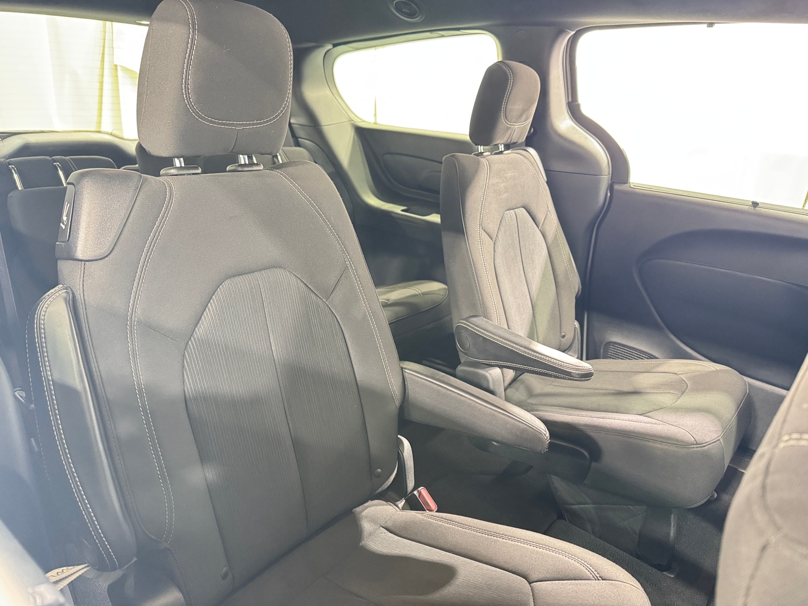 Thumbnail: 2020 Chrysler Pacifica - 6