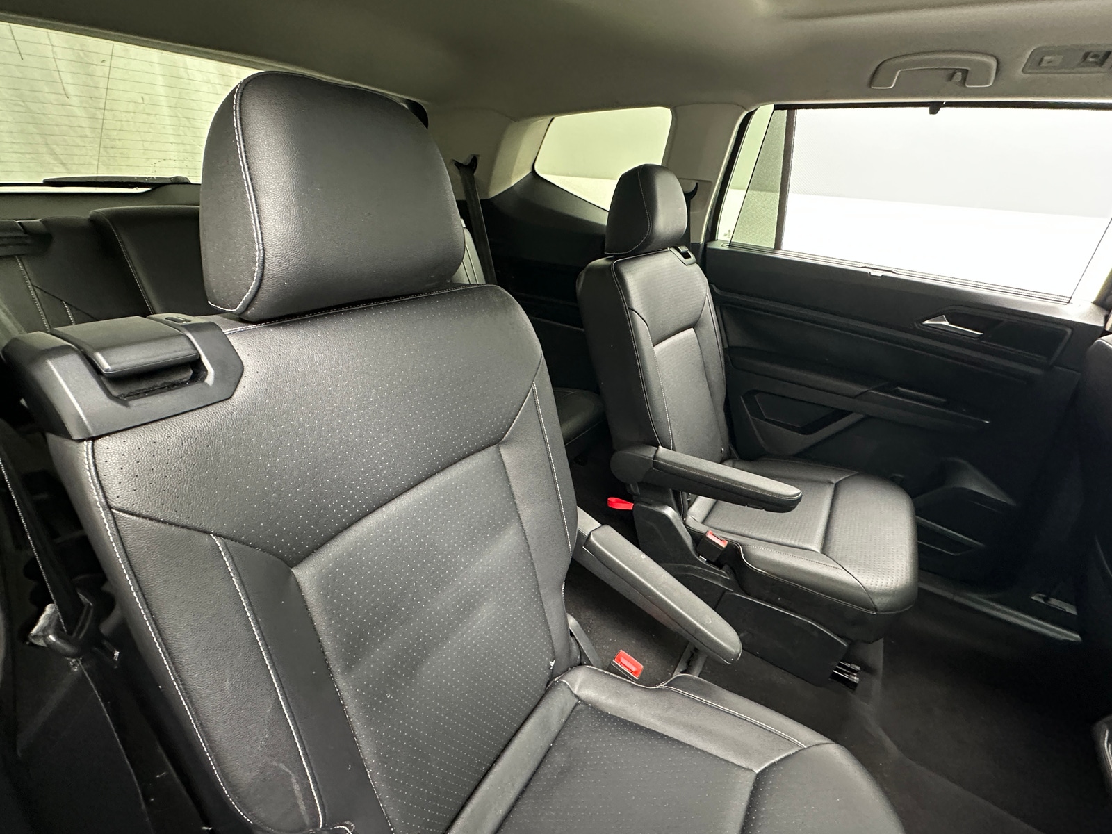 Thumbnail: 2021 Volkswagen Atlas - 5