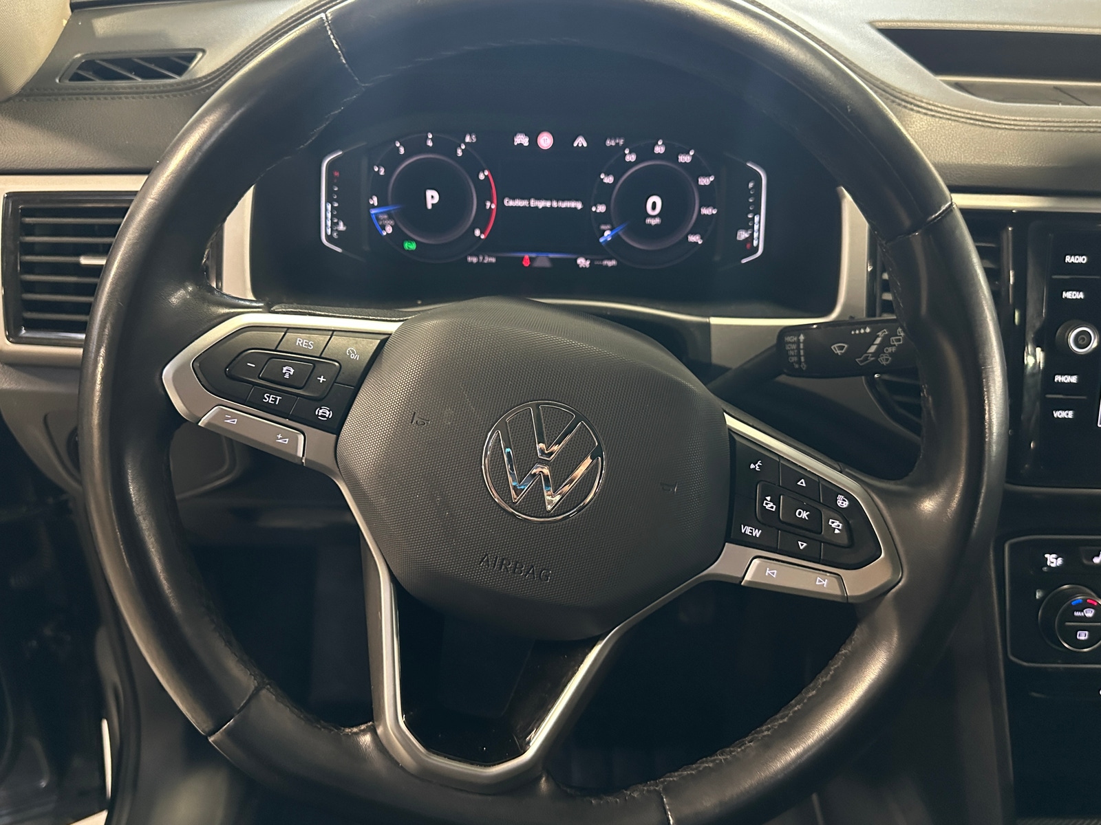 Thumbnail: 2021 Volkswagen Atlas - 4