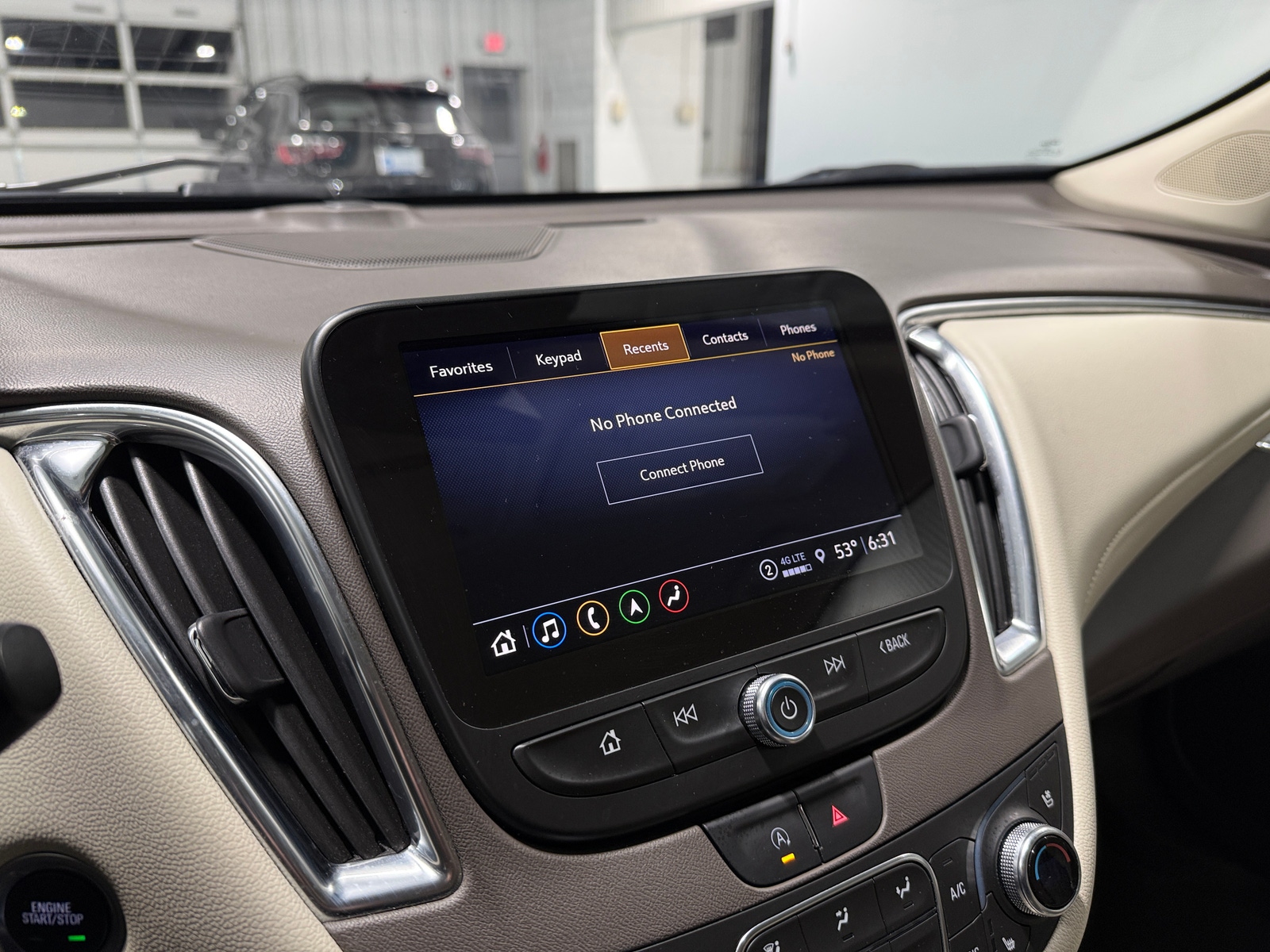 Thumbnail: 2024 Chevrolet Malibu - 3