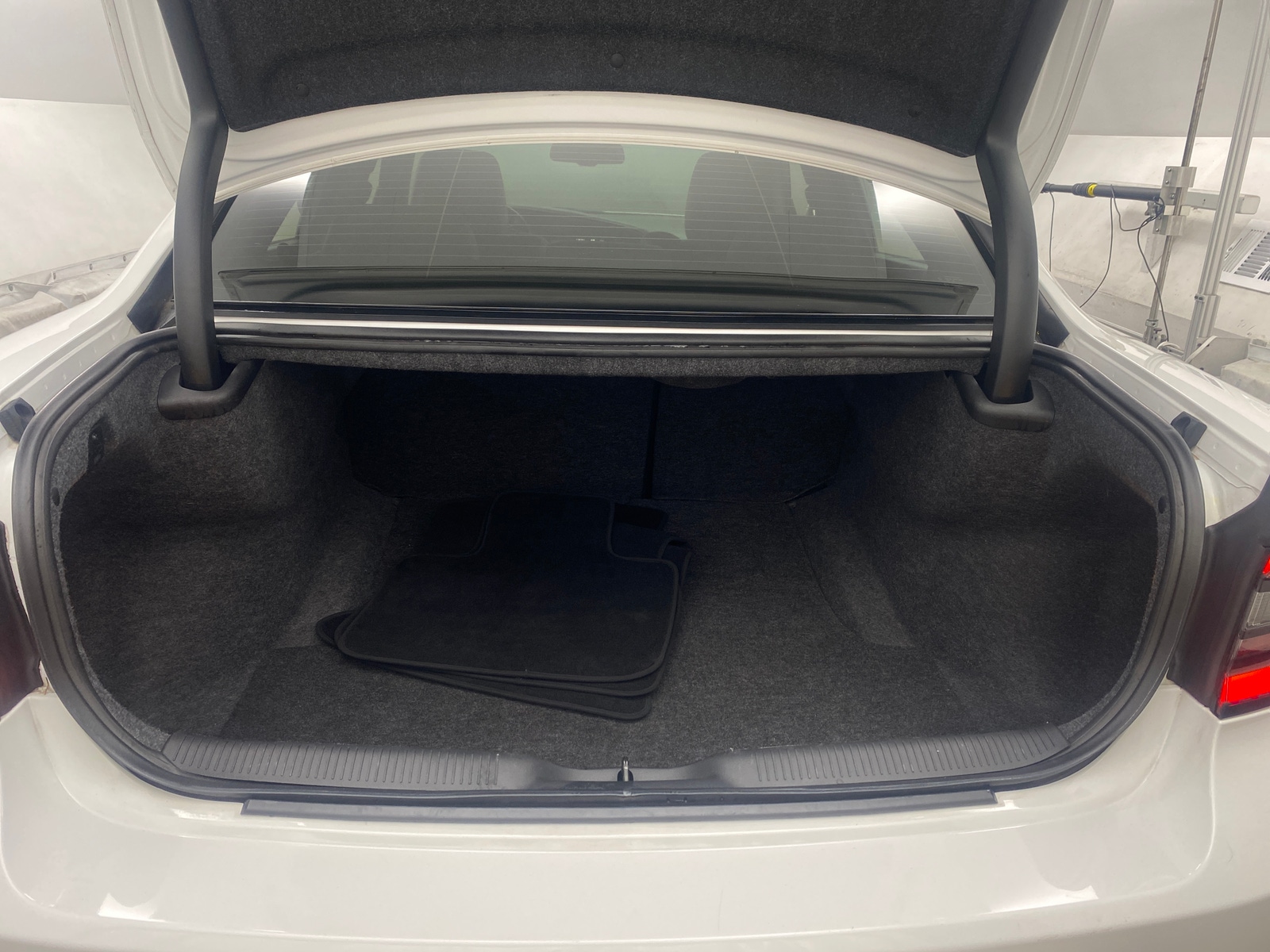 Thumbnail: 2021 Dodge Charger - 6