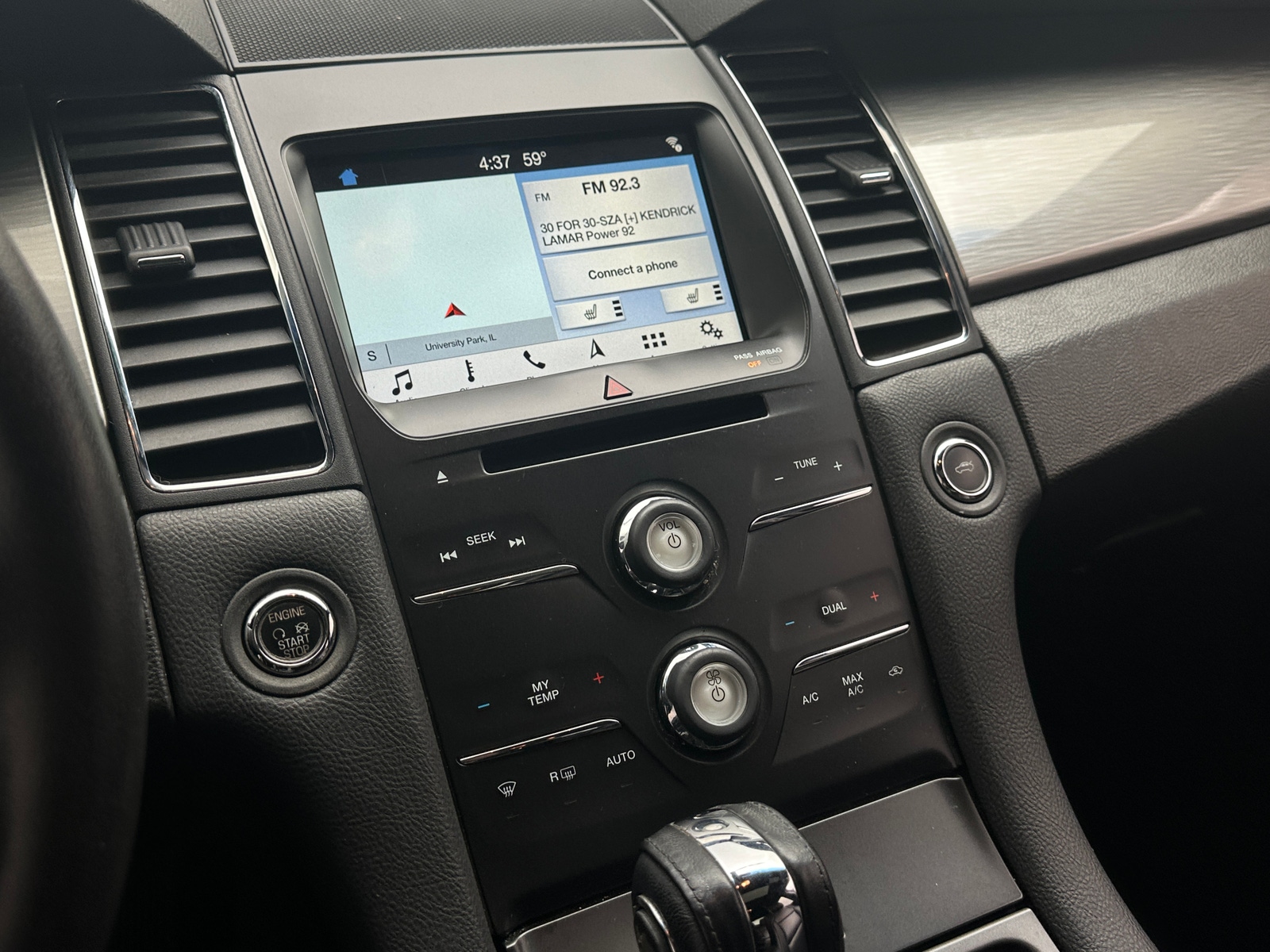 Thumbnail: 2018 Ford Taurus - 3