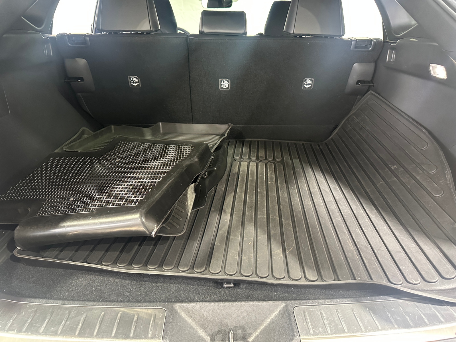 Thumbnail: 2024 Toyota Venza - 6