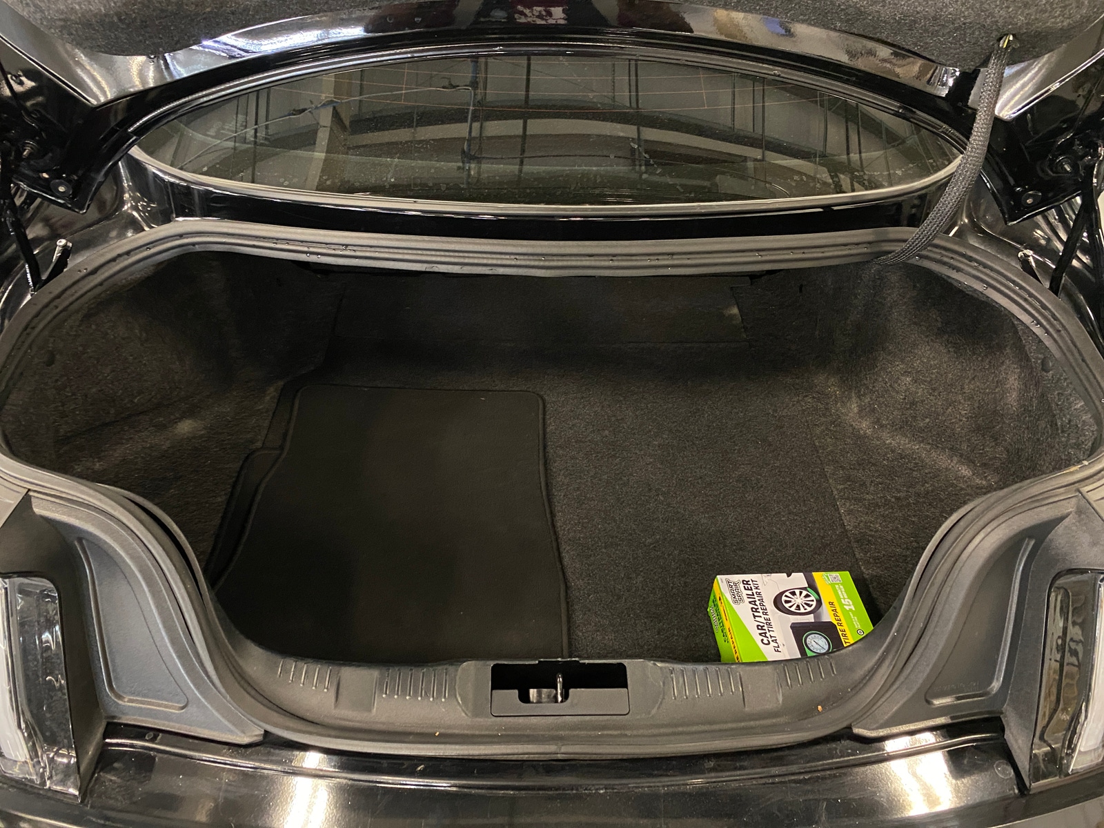 Thumbnail: 2022 Ford Mustang - 5