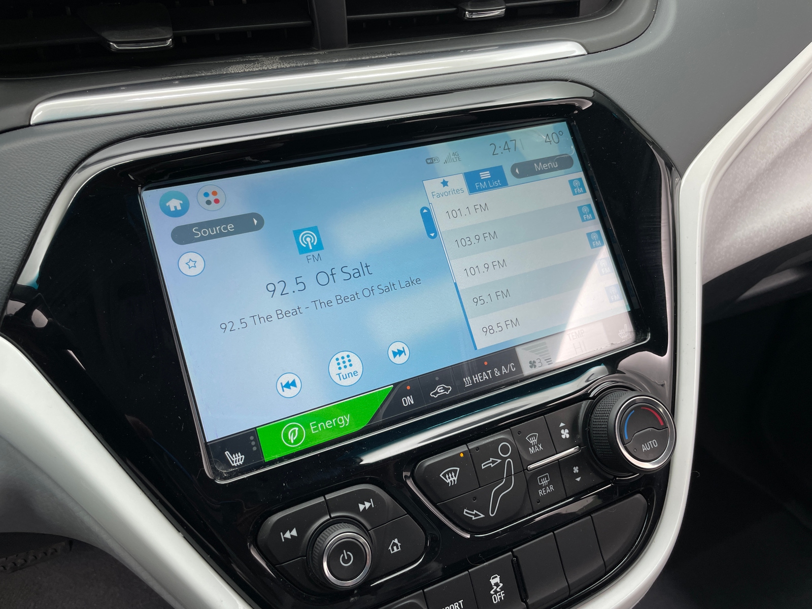 Thumbnail: 2017 Chevrolet Bolt EV - 4