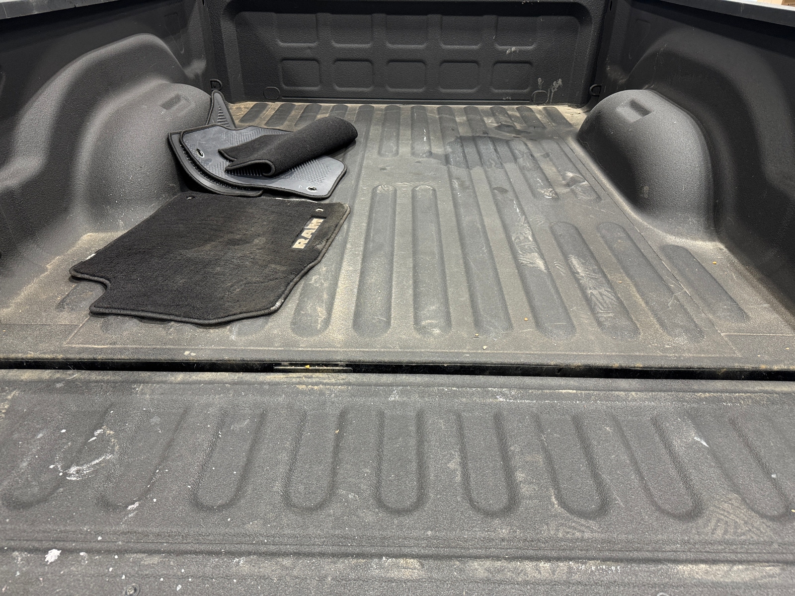 Thumbnail: 2020 RAM 1500 Classic - 7