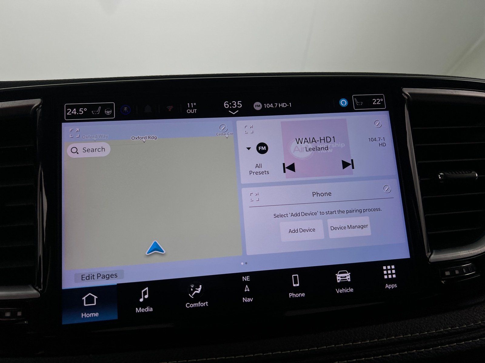 Thumbnail: 2024 Chrysler Pacifica - 3