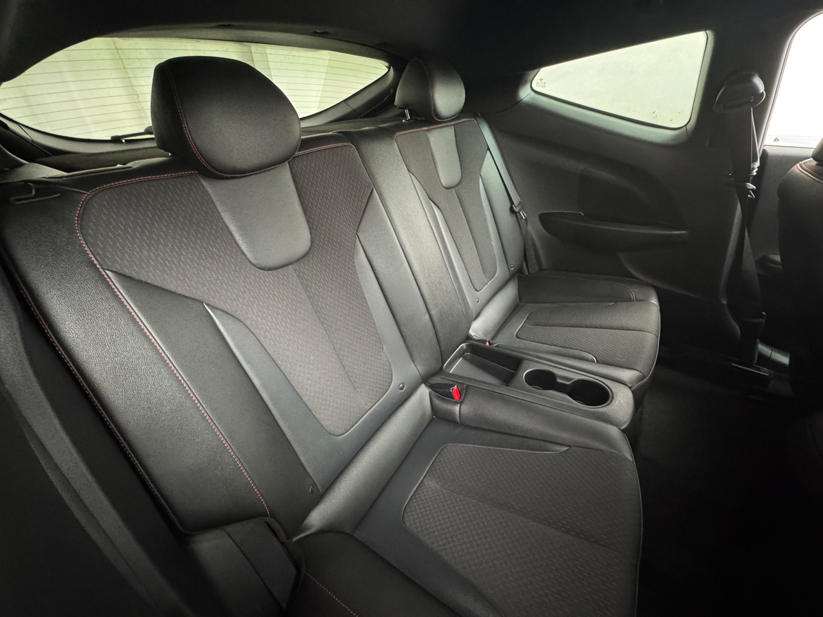 Thumbnail: 2020 Hyundai Veloster - 5