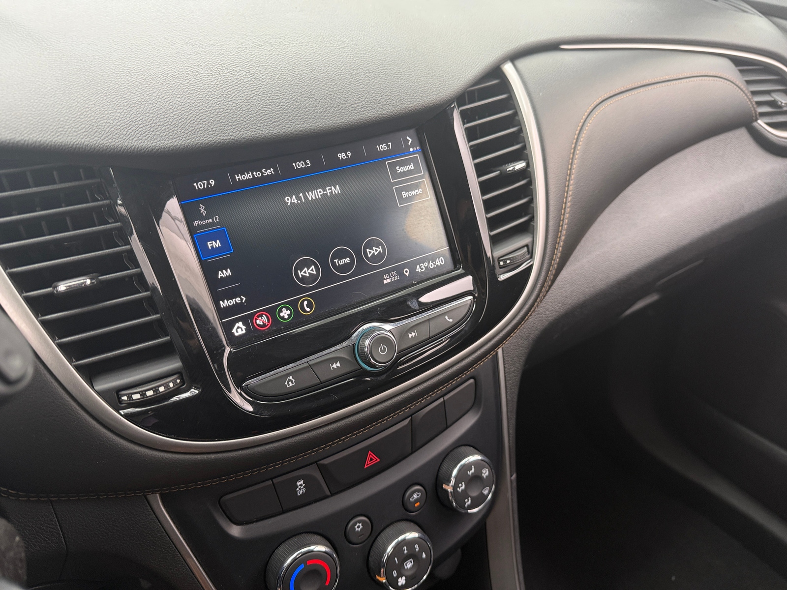 Thumbnail: 2020 Chevrolet Trax - 4