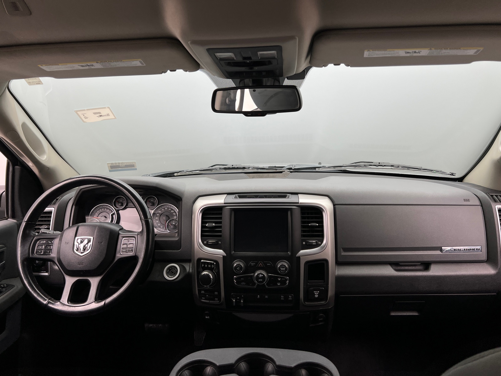 Thumbnail: 2019 RAM 1500 Classic - 3